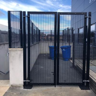 Security Fencing 81